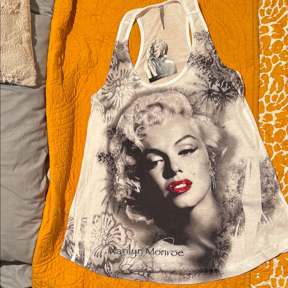 Marilyn Monroe Graphic Tank Top - Black and White